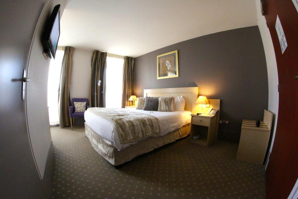 Les Palis Spa Grand-Fougeray Ruang foto